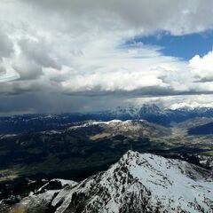 Verortung via Georeferenzierung der Kamera: Aufgenommen in der Nähe von Gemeinde Kitzbühel, 6370 Kitzbühel, Österreich in 2389 Meter